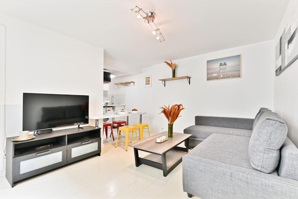 Appartement Proche Canal Saint Martin Paris Dış mekan fotoğraf