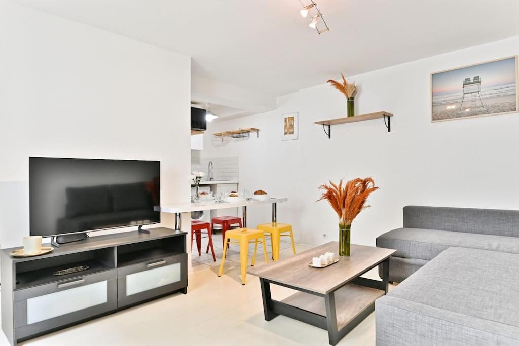 Appartement Proche Canal Saint Martin Paris Dış mekan fotoğraf