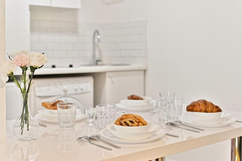 Appartement Proche Canal Saint Martin Paris Dış mekan fotoğraf