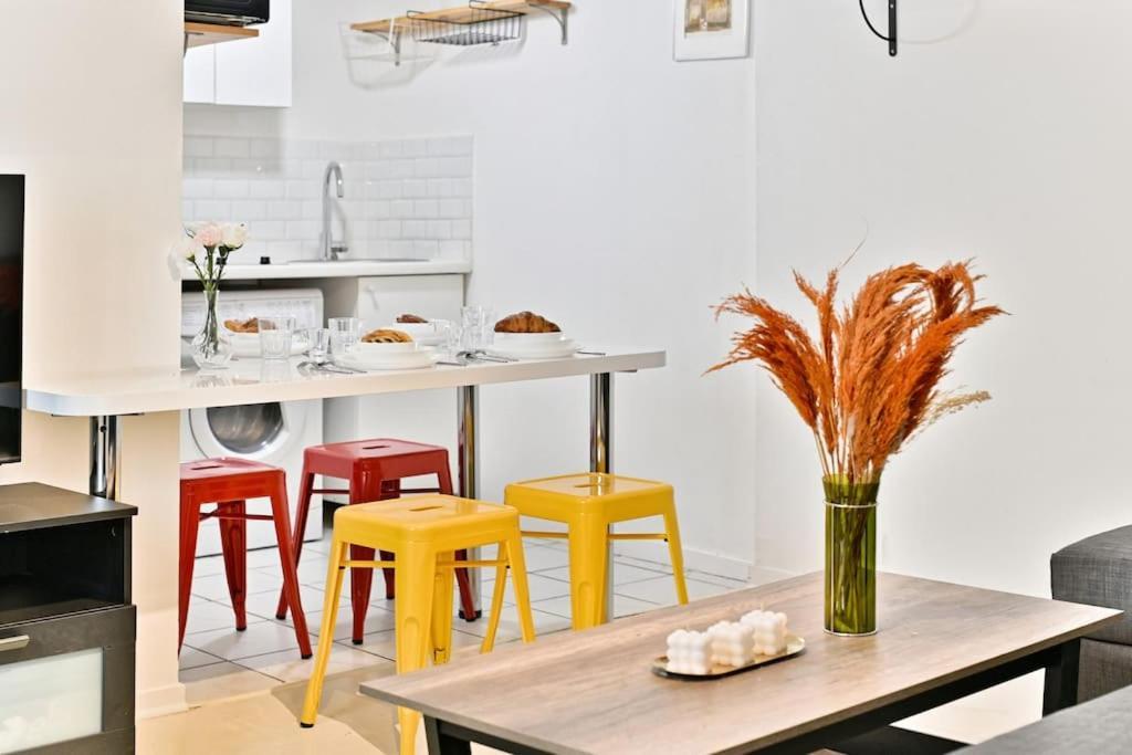 Appartement Proche Canal Saint Martin Paris Dış mekan fotoğraf