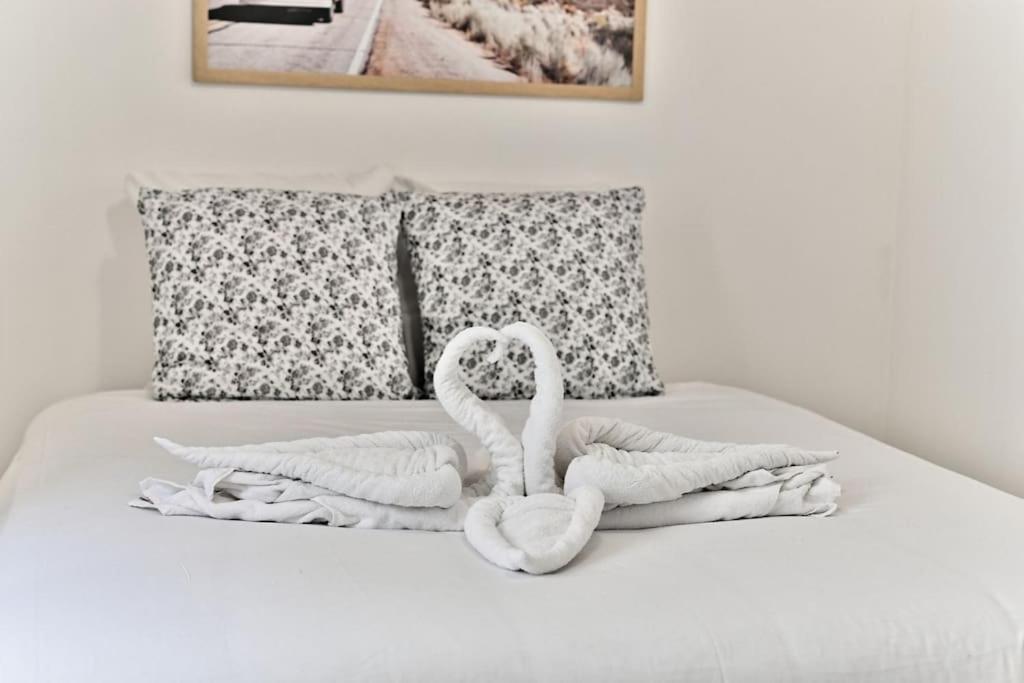 Appartement Proche Canal Saint Martin Paris Dış mekan fotoğraf